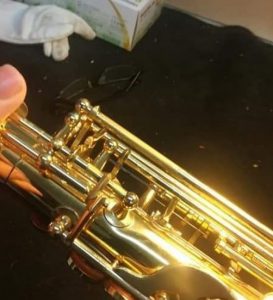 saxofon reparado